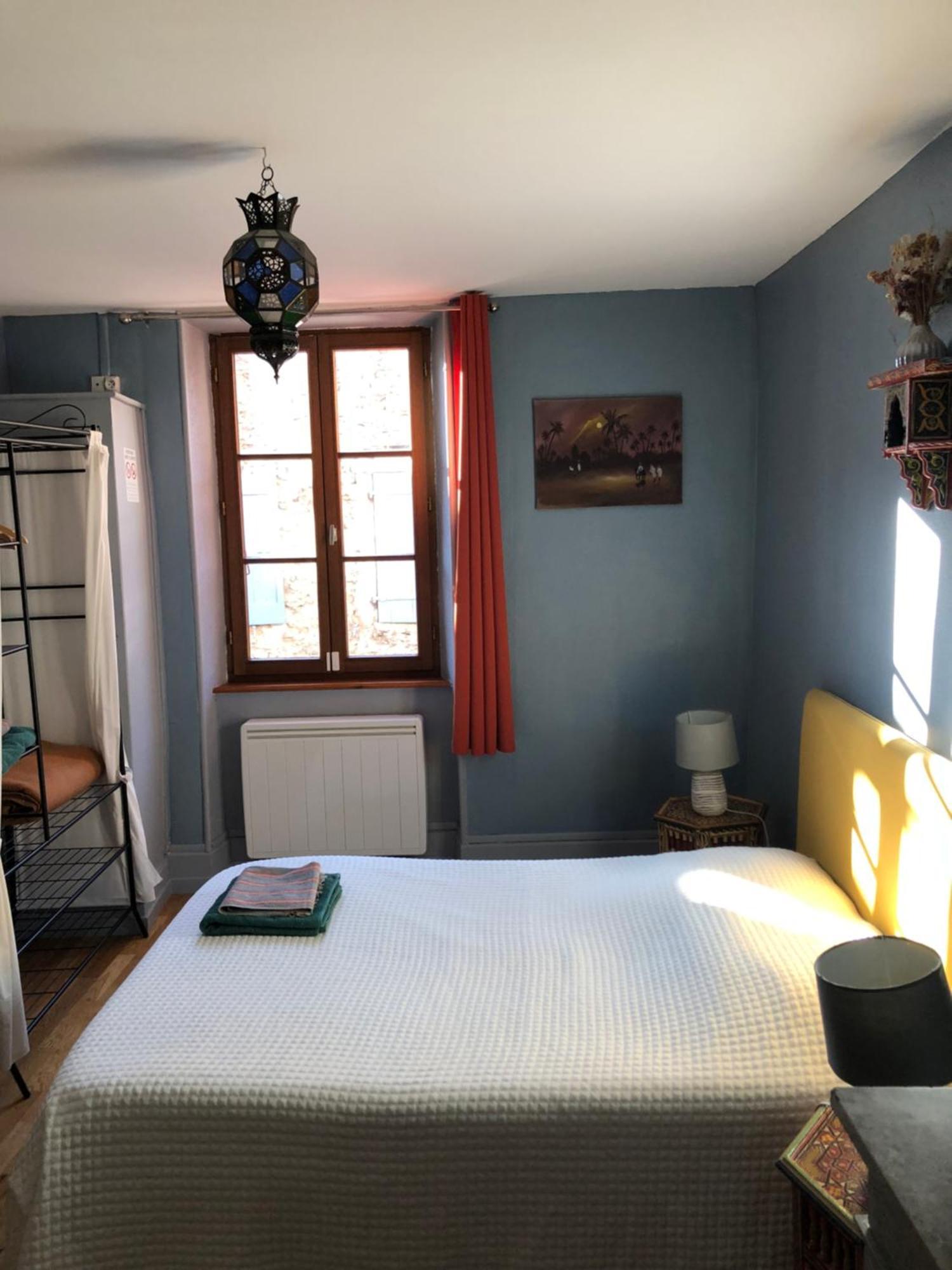 Le Dauphine Hotel Châtillon-en-Diois Екстериор снимка