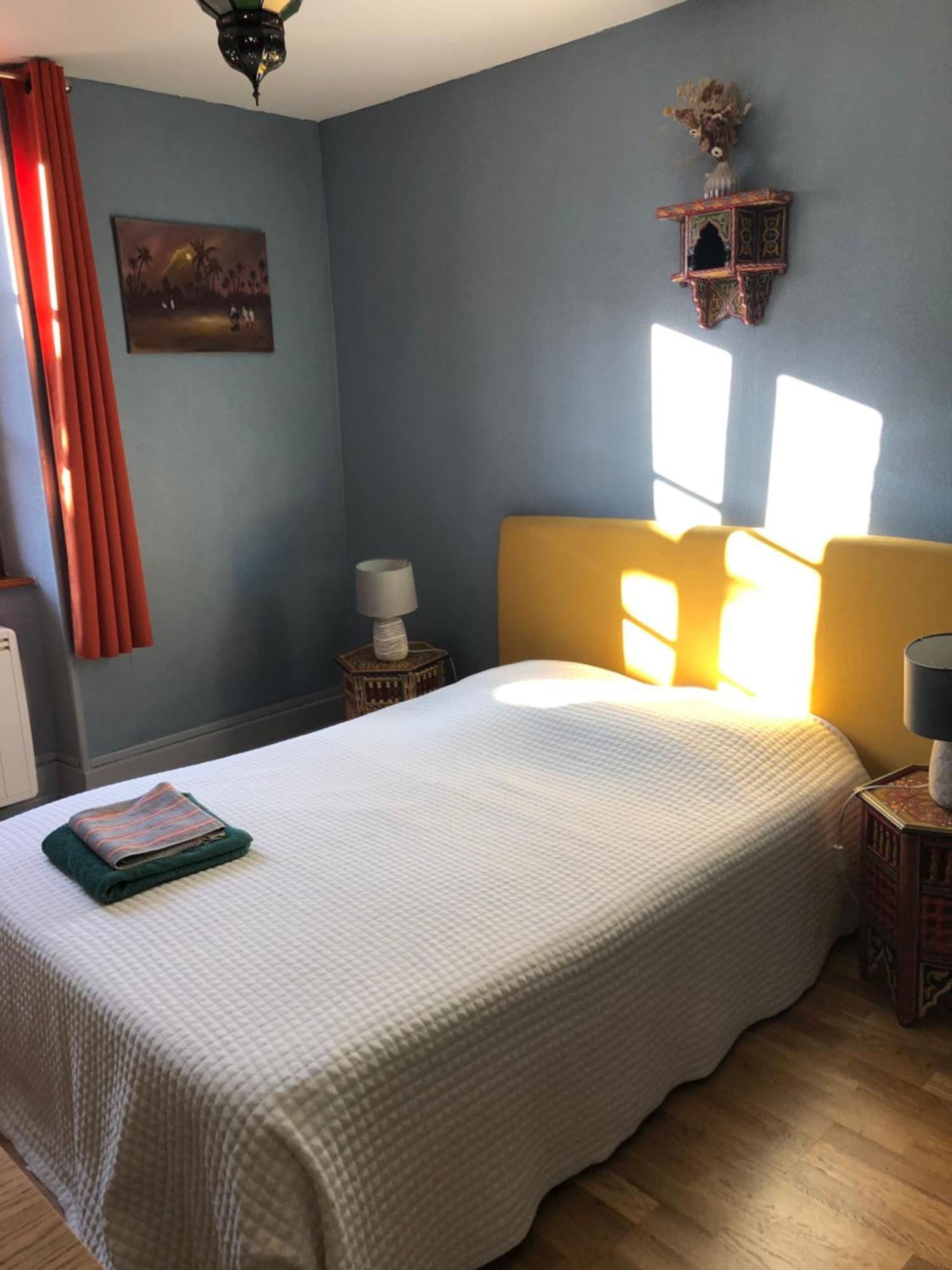 Le Dauphine Hotel Châtillon-en-Diois Екстериор снимка
