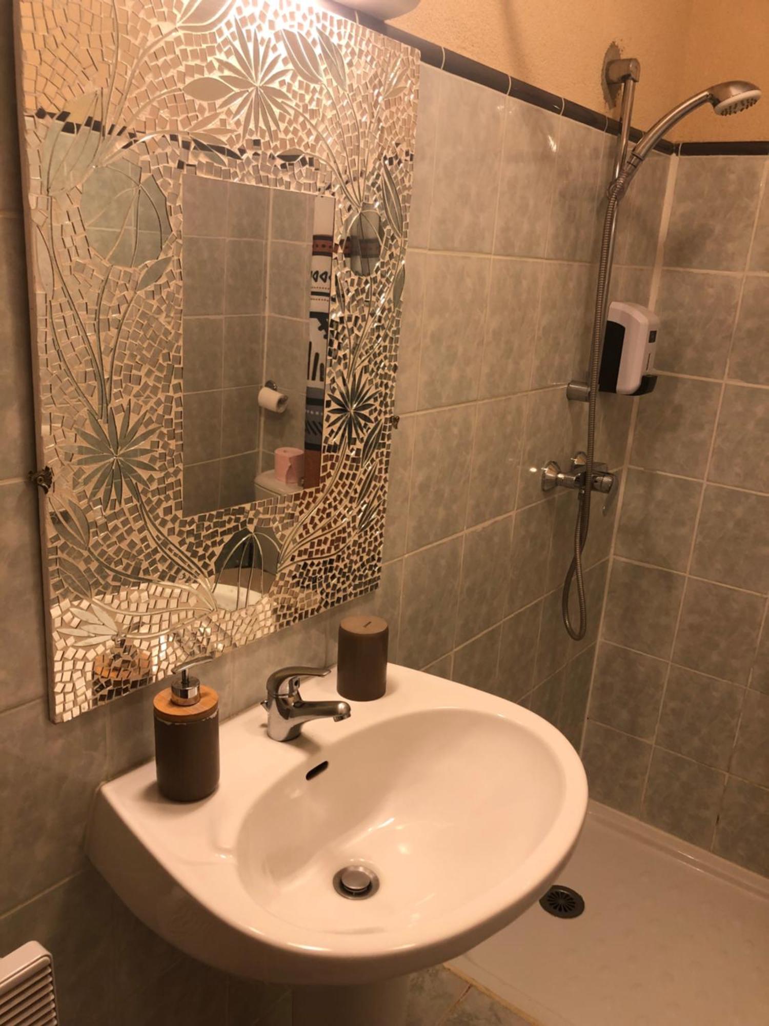 Le Dauphine Hotel Châtillon-en-Diois Екстериор снимка