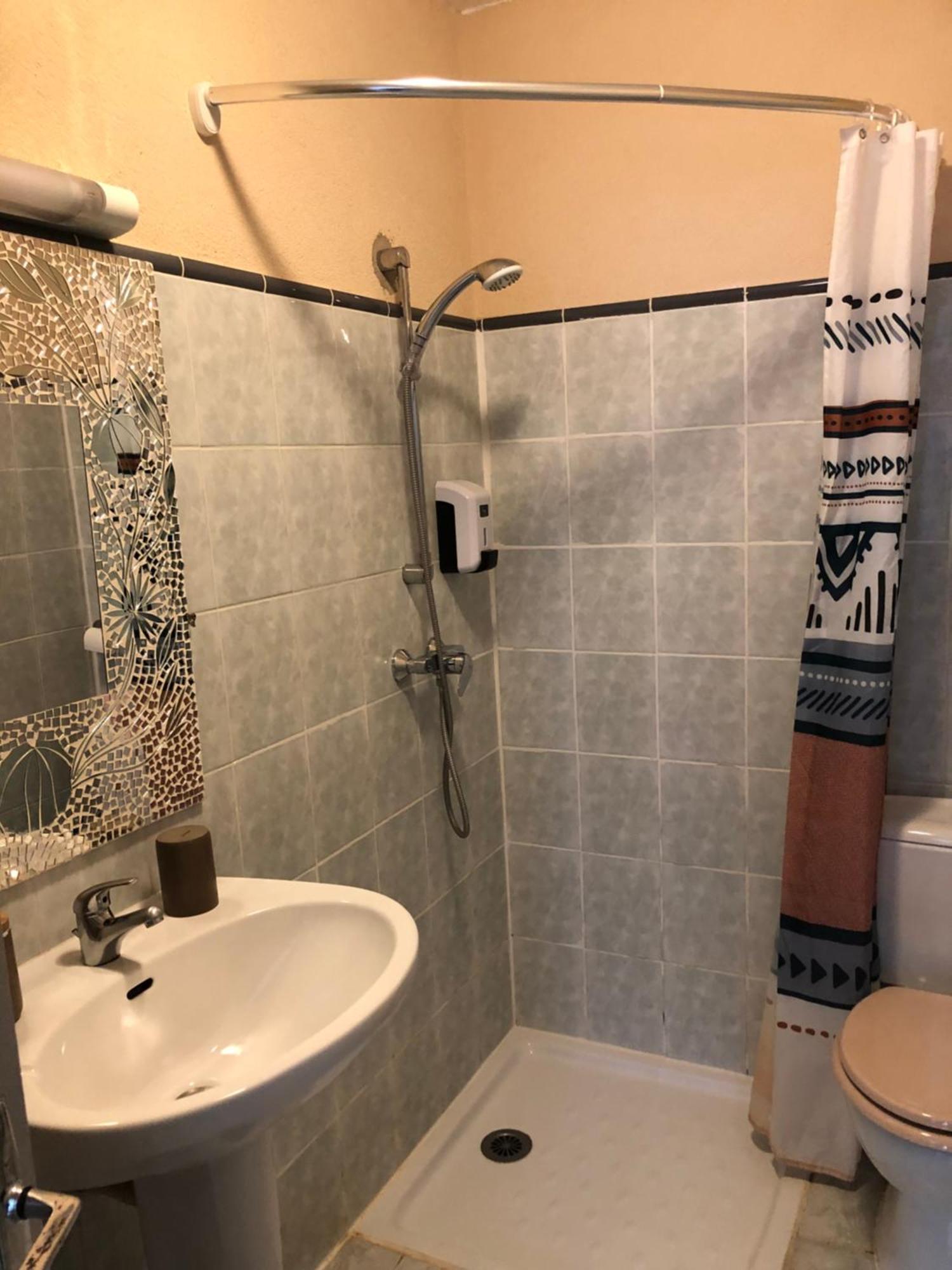 Le Dauphine Hotel Châtillon-en-Diois Екстериор снимка